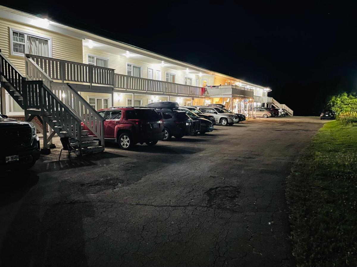 Scenic Motel Монктон Экстерьер фото