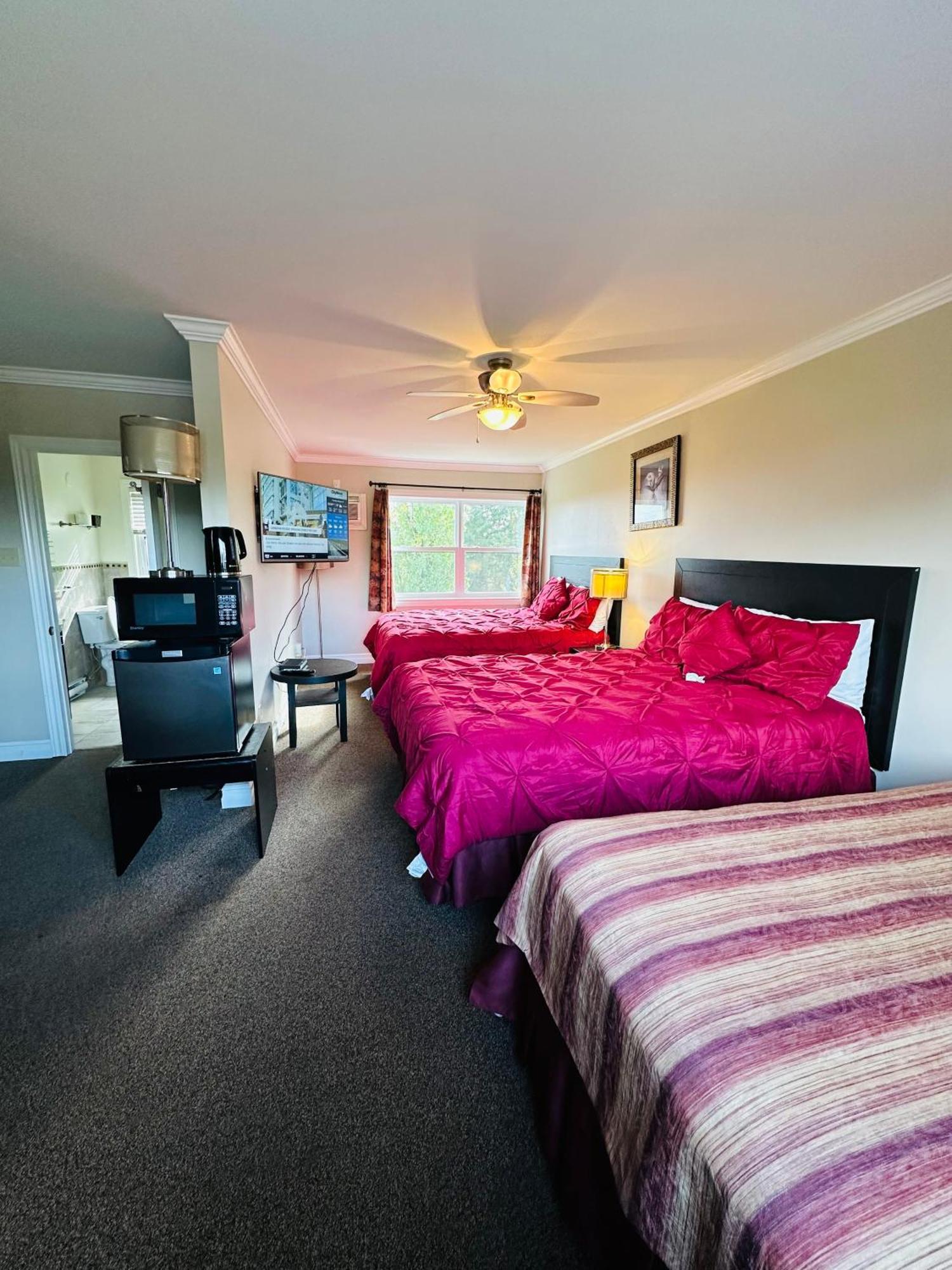 Scenic Motel Монктон Экстерьер фото
